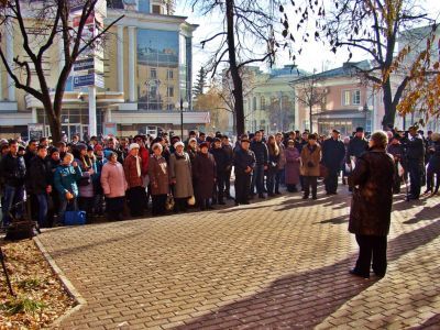 Митинг у памятника "Покаяние". Фото: Виктор Шамаев, Каспаров.Ru