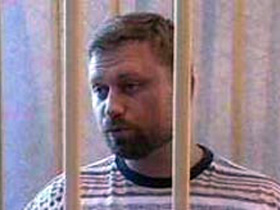Мэр Волгограда Евгений Ищенко за решеткой в суде.