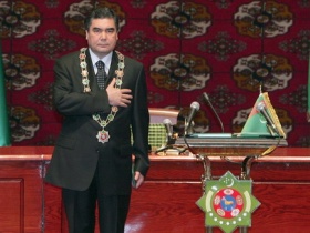 Бердимухамедов, президент Туркмении. Фото: obriy.pib.com.ua