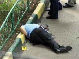 Тело Юрия Буданова на месте убийства. Фото: ©AFP