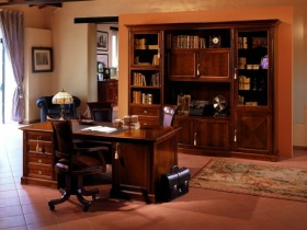 Офисная мебель. Фото с сайта avanta55.ru
